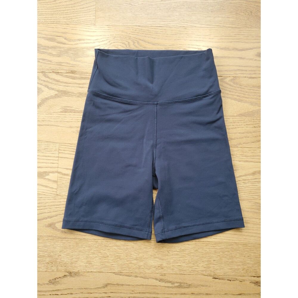 Aritzia TnaAction Womens M Cheeky Hi-Rise Shorts Navy Blue Athleisure Comfort